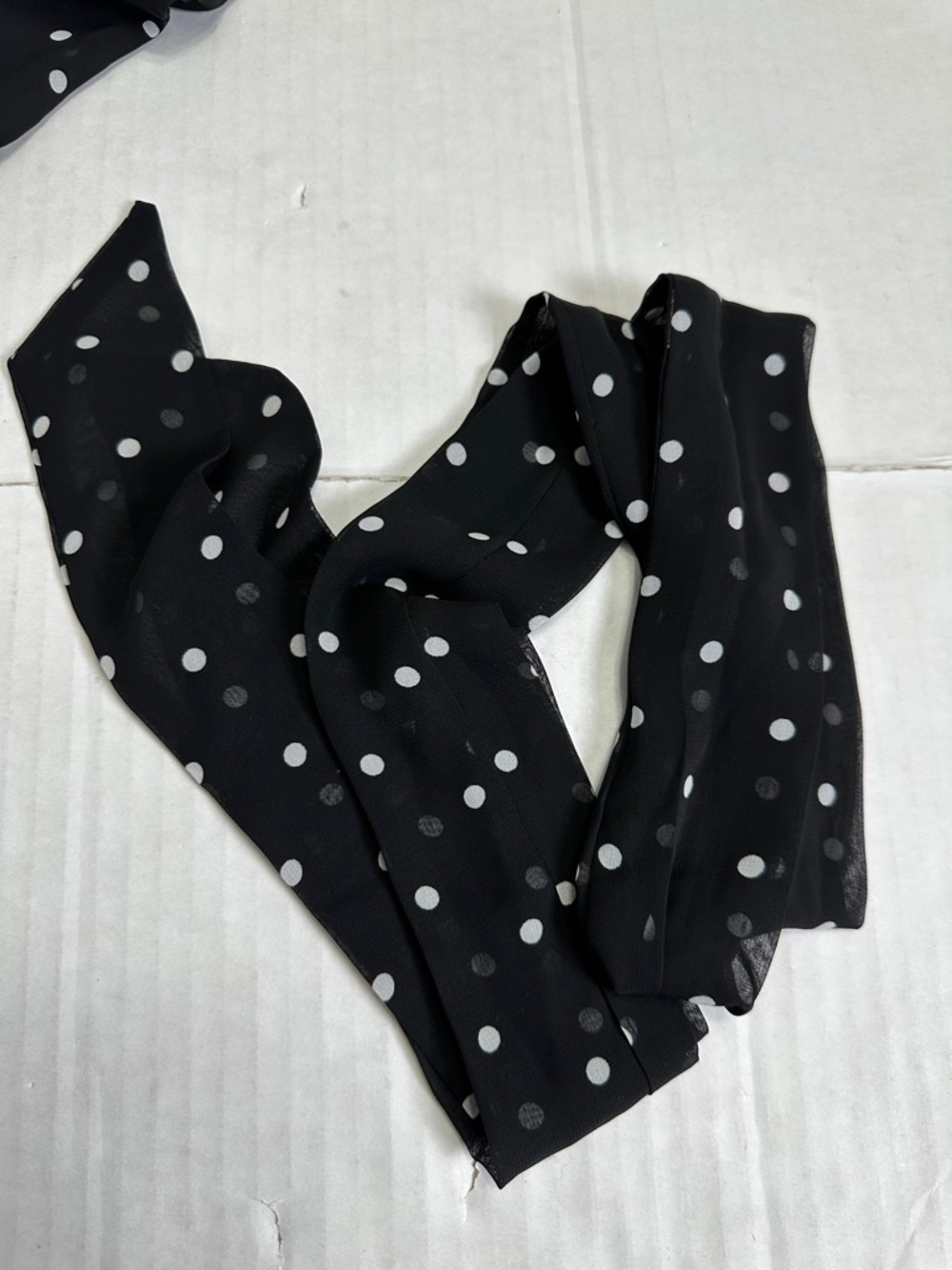 Lot of 2 Worthington Sheer Tops Women’s Large Bundle Black Polka dot - Picture 7 of 11